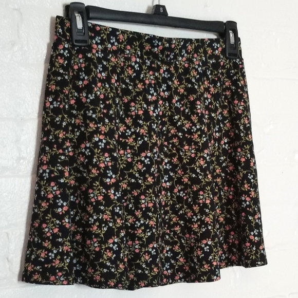 Forever 21 Dresses & Skirts - Forever 21 Floral Skirt NWT